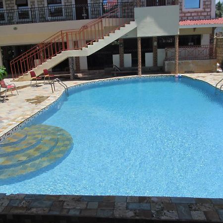 Diplomat Diani Beach Resort Exteriör bild