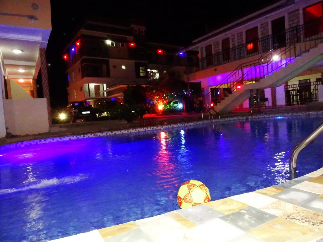 Diplomat Diani Beach Resort Exteriör bild