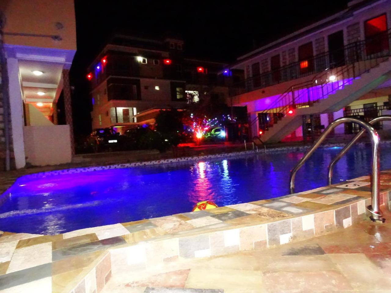 Diplomat Diani Beach Resort Exteriör bild