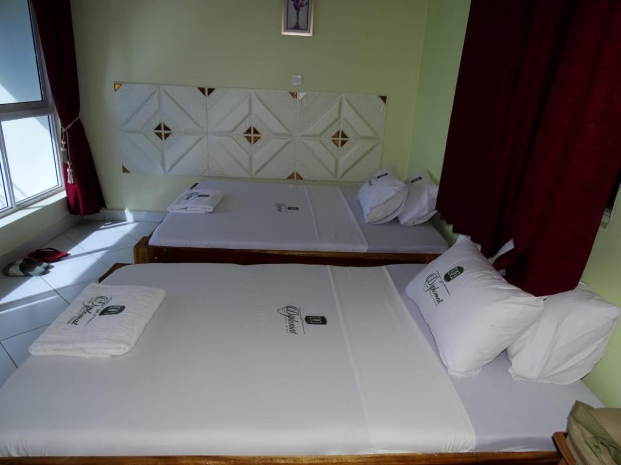 Diplomat Diani Beach Resort Exteriör bild