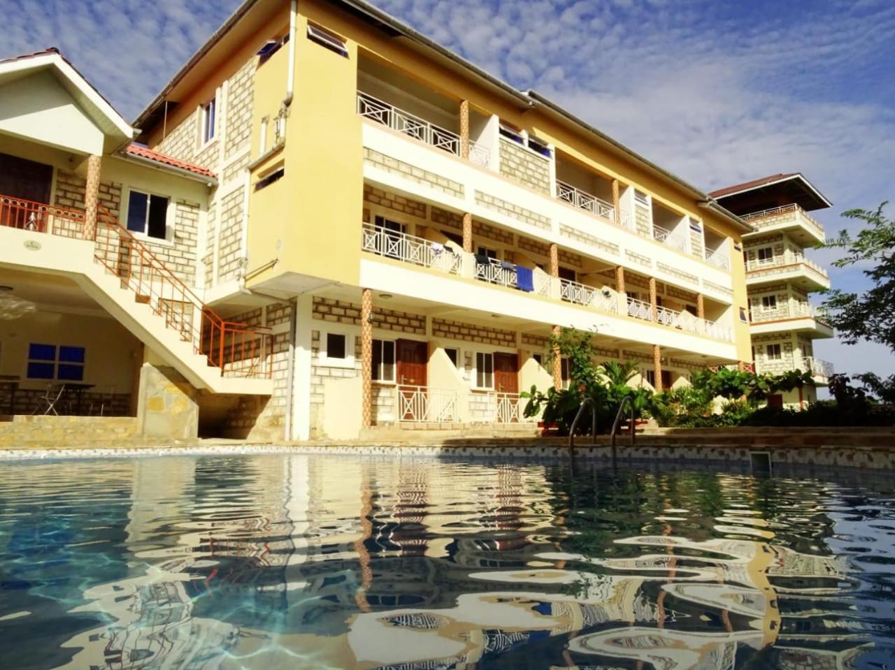Diplomat Diani Beach Resort Exteriör bild