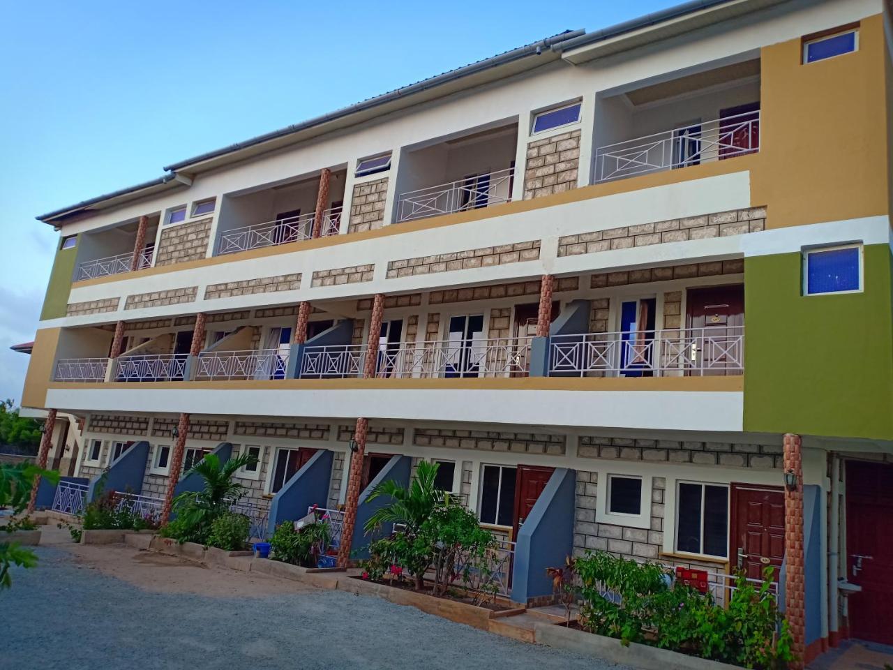 Diplomat Diani Beach Resort Exteriör bild