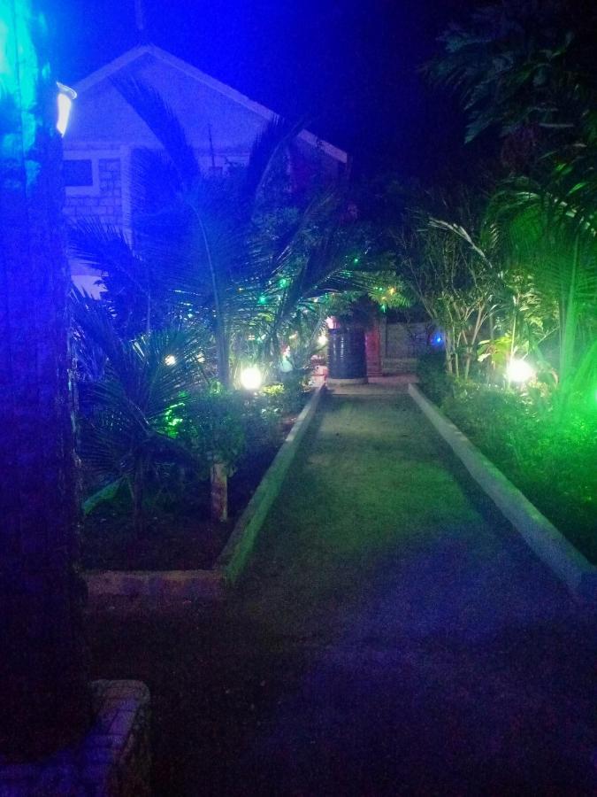 Diplomat Diani Beach Resort Exteriör bild